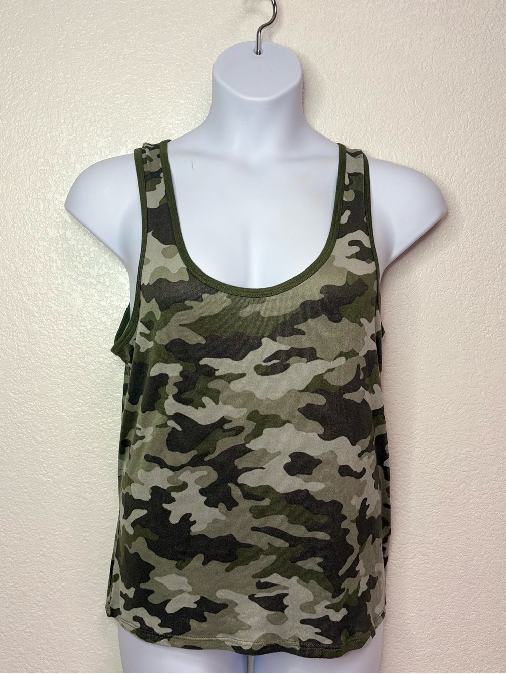 Lucky Brand Olive Camo Scoop Neck Tank